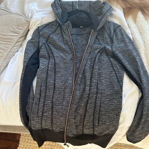Lulu lemon define jacket size 6